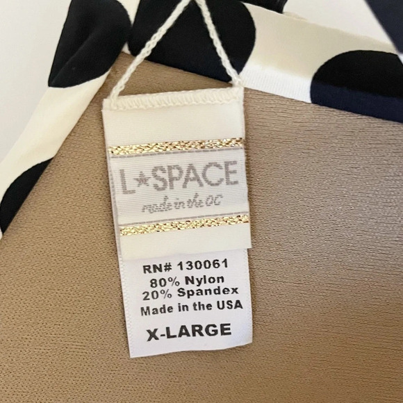 L*Space Beach Party Polka Dot Bandeau Top & Flip Bottom Swimsuit Bikini Set - Picture 12 of 16